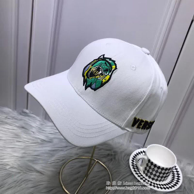 範思哲Versace 官網同步款 最新代購鴨舌帽 LLWJ8058